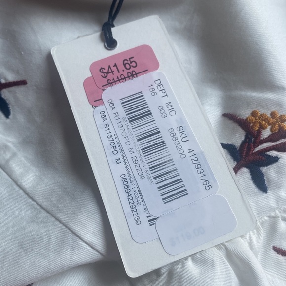 A Loves A Cropped Poplin Top - Picture 4 of 4